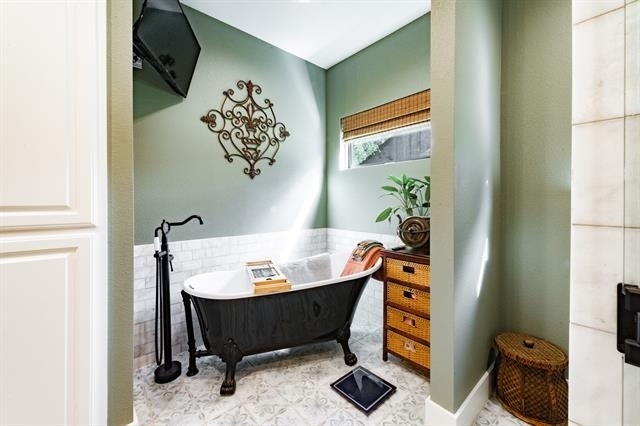 131 Lakeway Lane - Photo 5