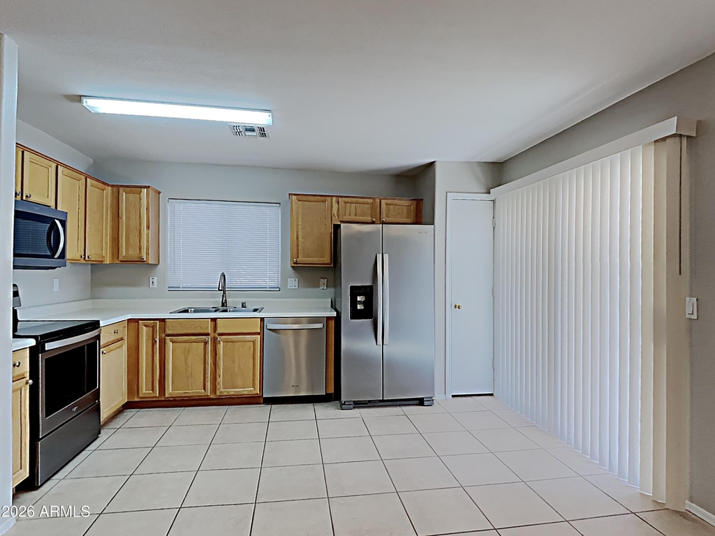 3555 W Via Del Sol Drive - Photo 4
