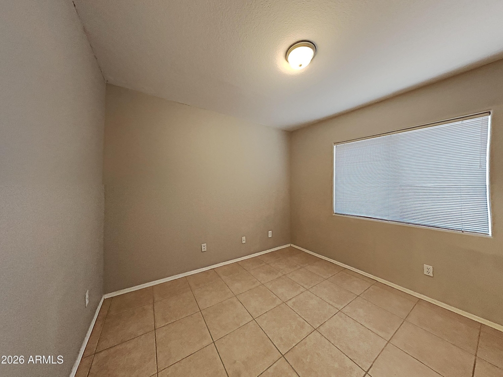 3555 W Via Del Sol Drive - Photo 11