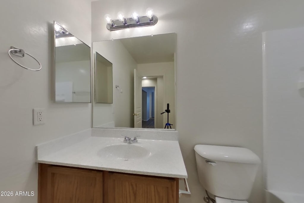 3624 S 71st Drive - Photo 5