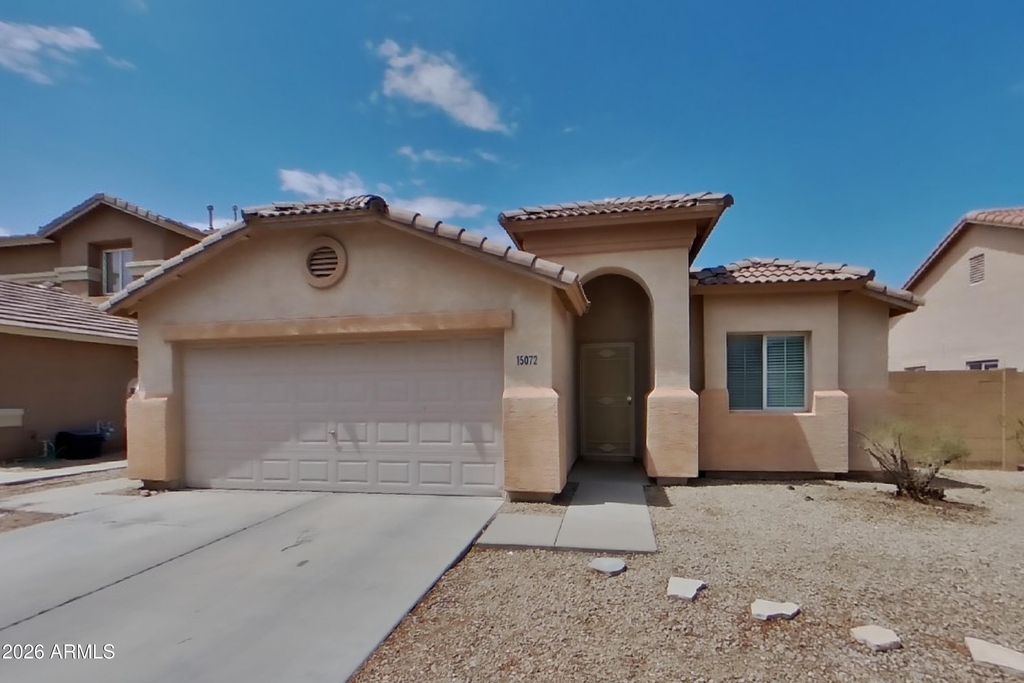 15072 W Buchanan Street - Photo 0