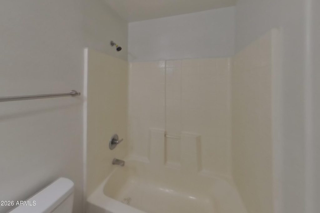 15072 W Buchanan Street - Photo 14