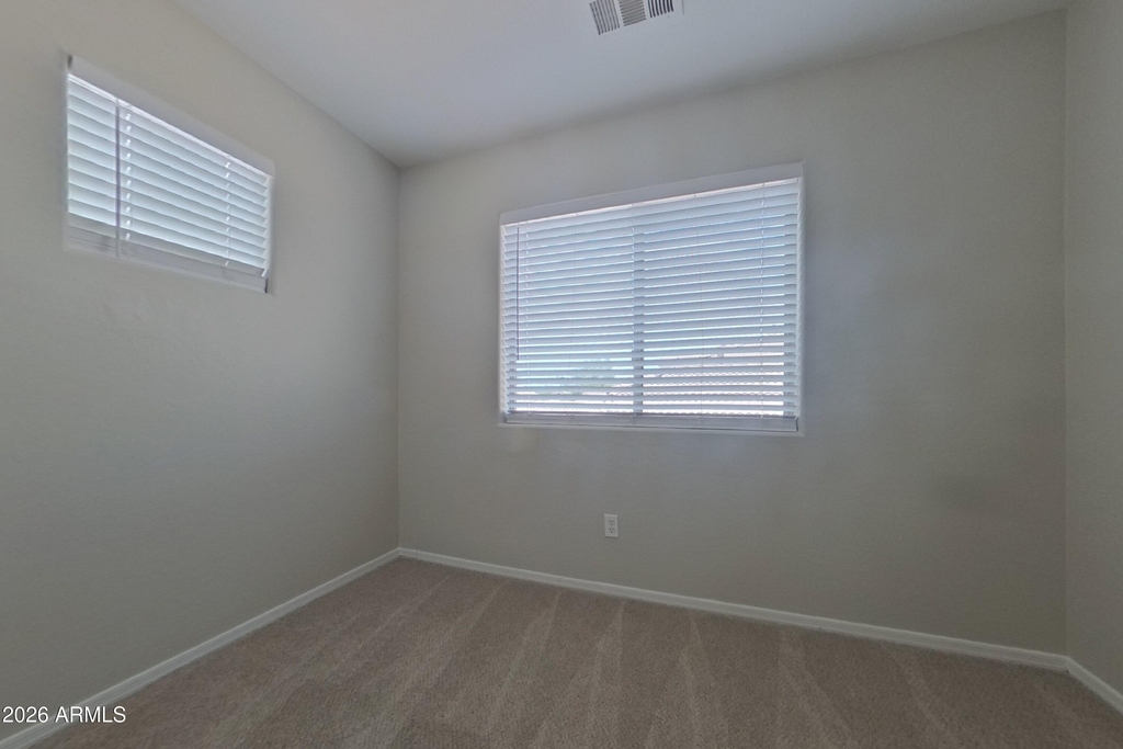 11418 W Mountain View Drive - Photo 12