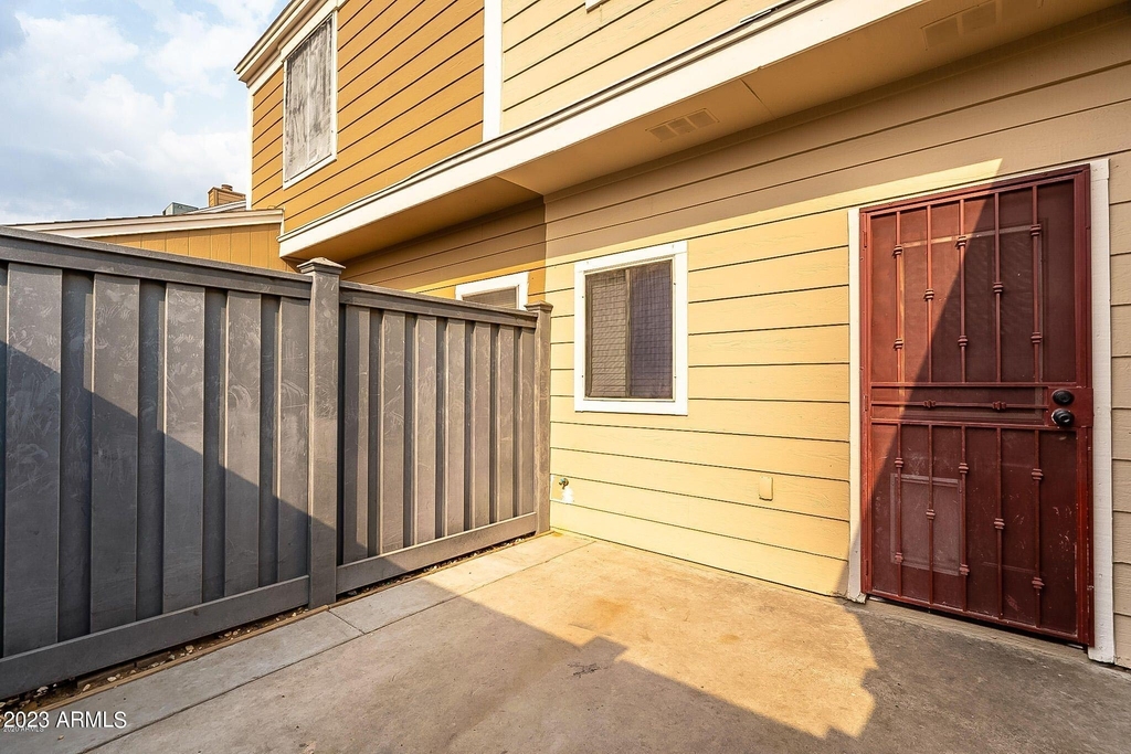 18616 N 34th Avenue - Photo 30