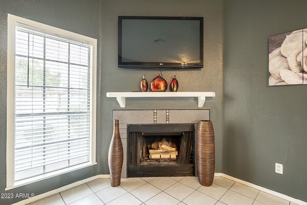 18616 N 34th Avenue - Photo 8