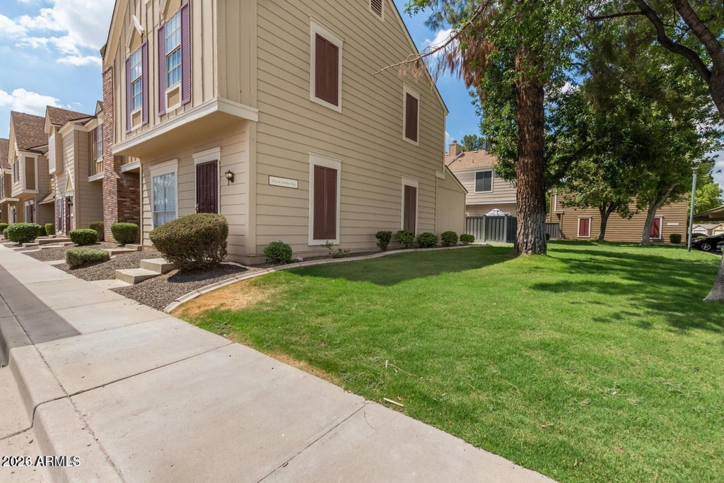 3320 W Mcrae Way - Photo 2