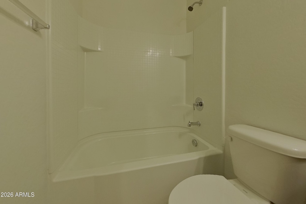 30033 W Cheery Lynn Road - Photo 18