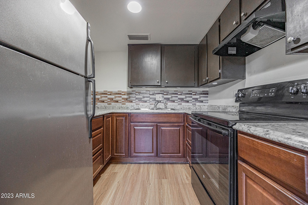 925 W Peoria Avenue - Photo 6
