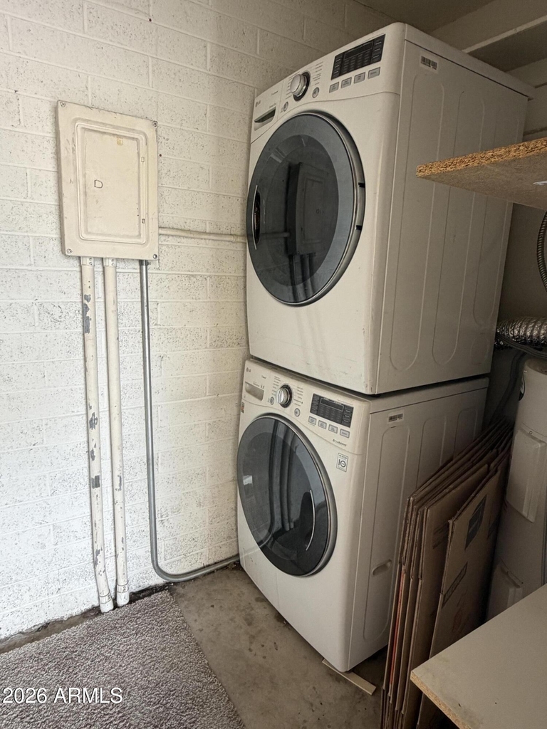 730 E Eugie Avenue - Photo 9
