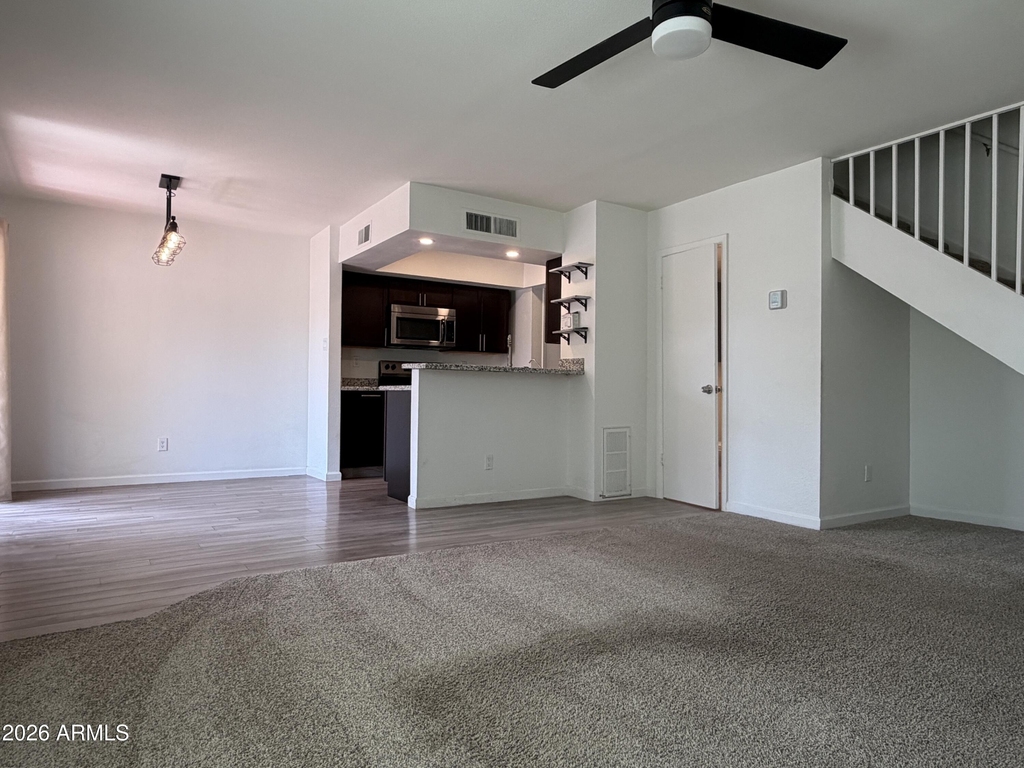 730 E Eugie Avenue - Photo 1
