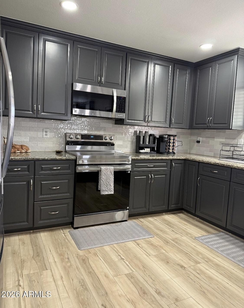 8609 W Vogel Avenue - Photo 6