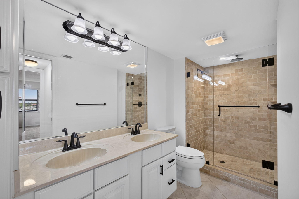 313 Lake Circle - Photo 19