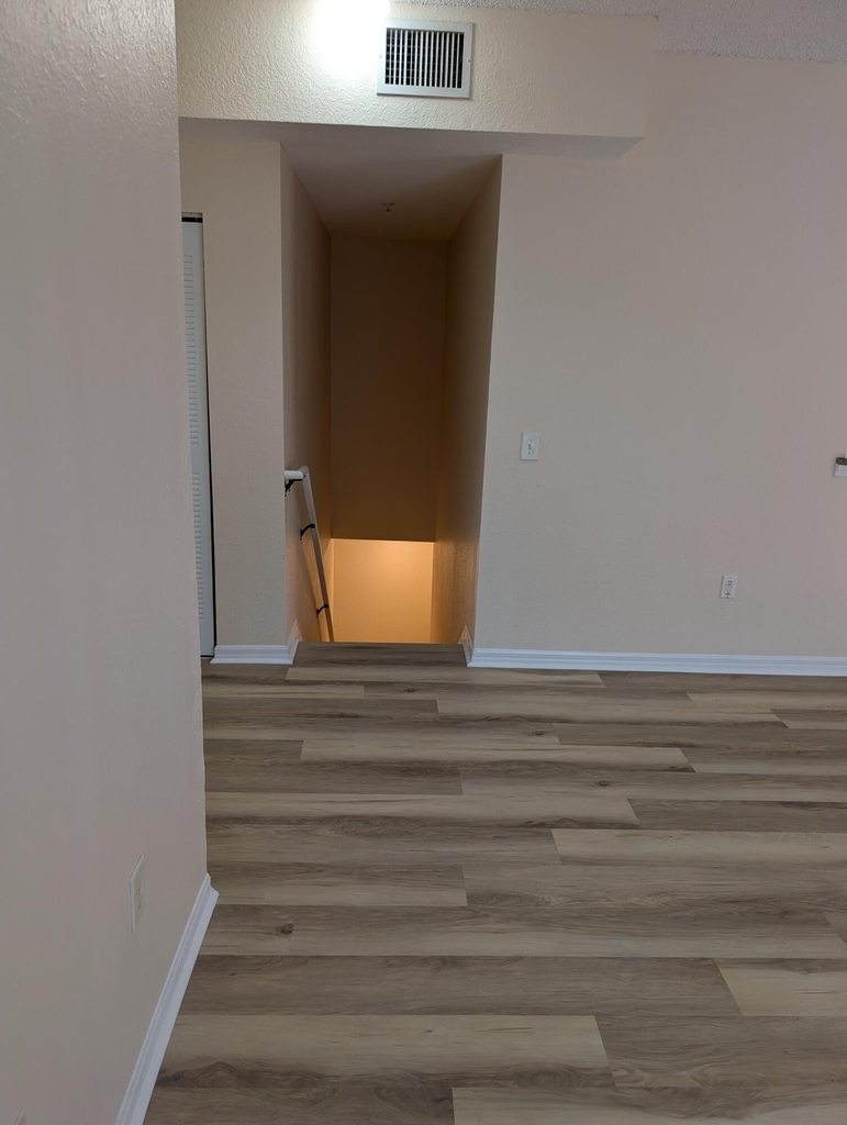 350 Crestwood Circle - Photo 24