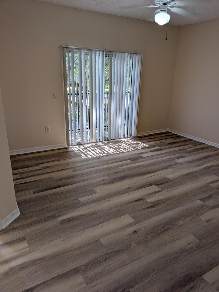 350 Crestwood Circle - Photo 23