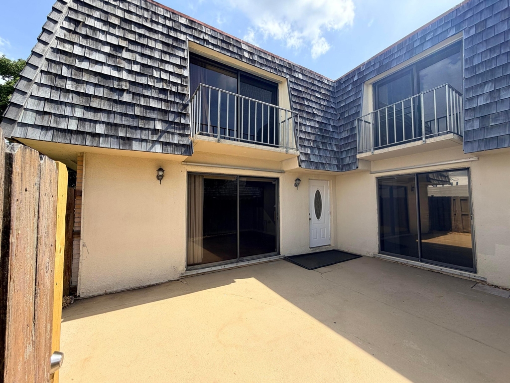 37 Lake Arbor Drive - Photo 1