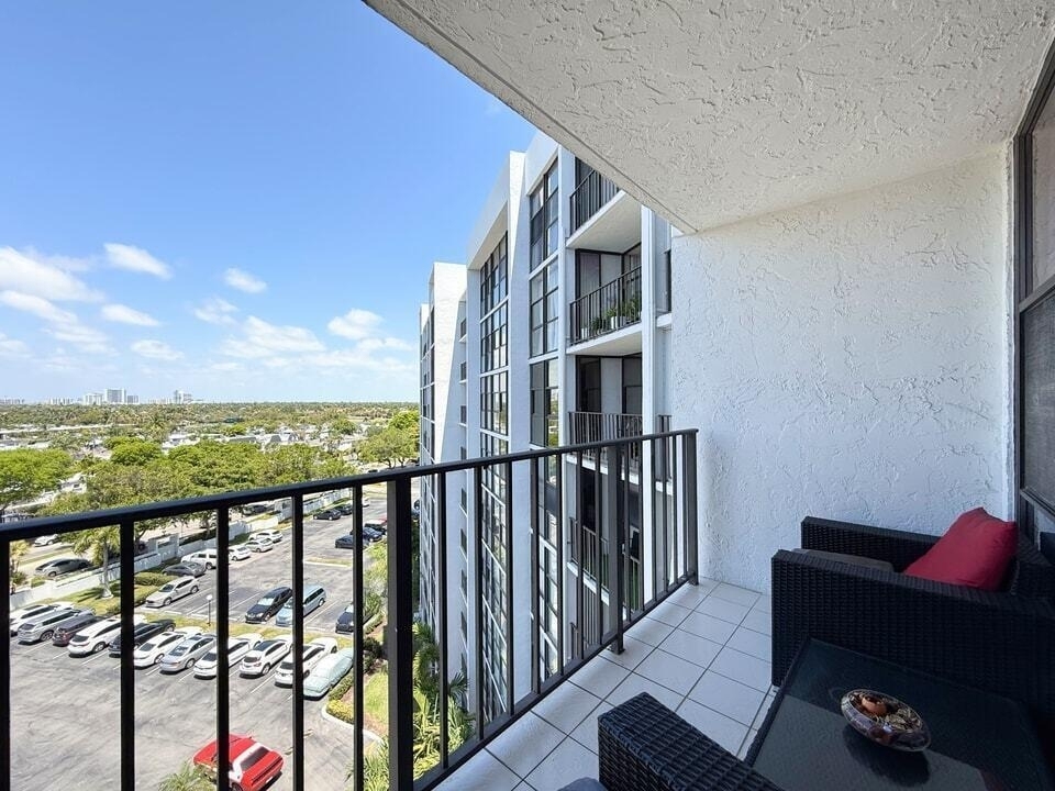 800 Parkview Drive - Photo 21