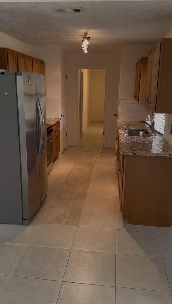 508 Nw Azalea Avenue - Photo 12
