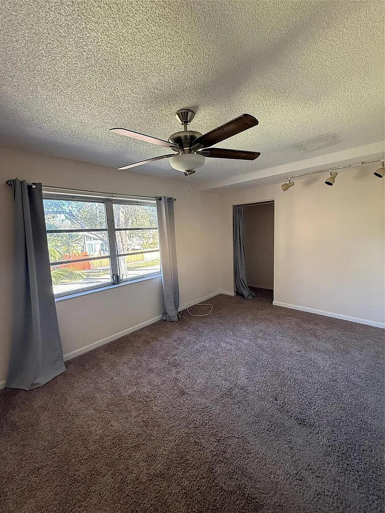 3007 Nw 68th Street - Photo 14