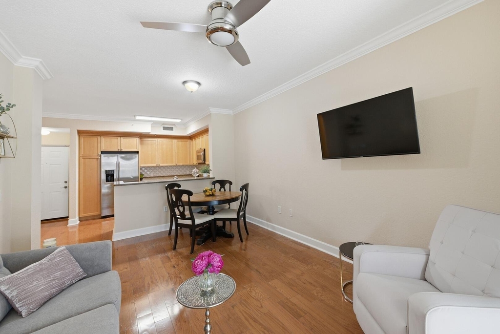 4 Renaissance Way - Photo 5