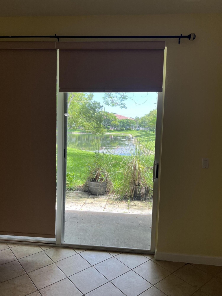 4113 Napoli Lake Drive - Photo 3