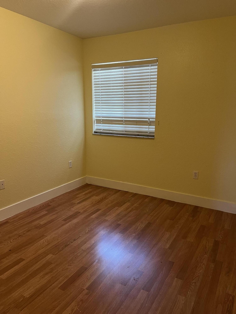 4113 Napoli Lake Drive - Photo 9