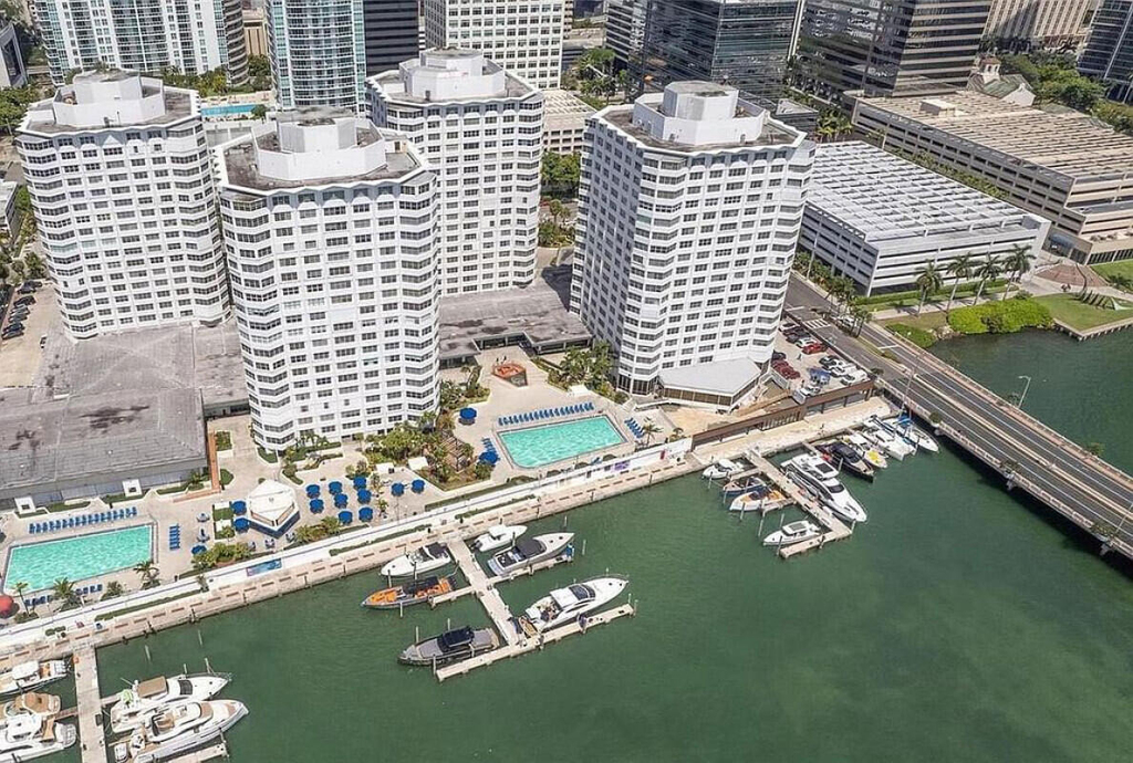 999 Brickell Bay Drive - Photo 0