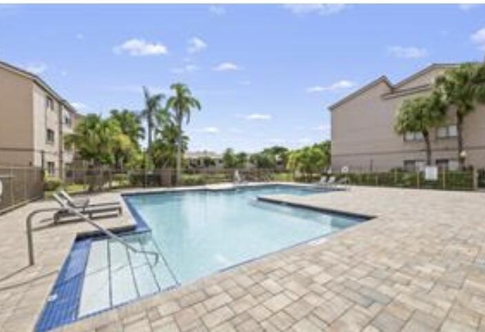 2986 S University Drive - Photo 2
