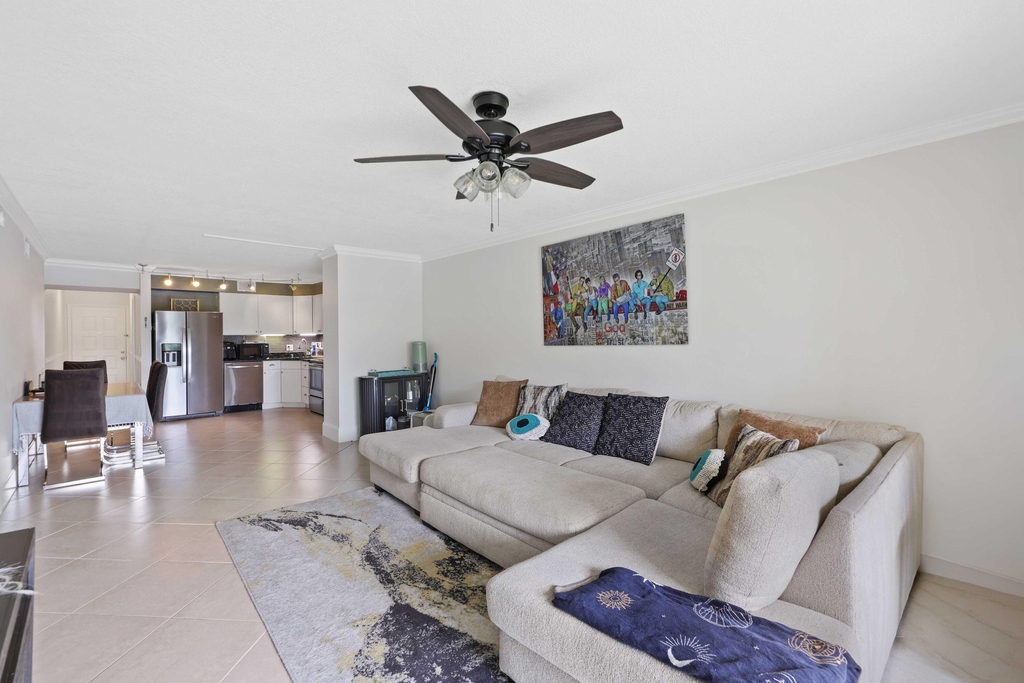 3020 Florida Boulevard - Photo 2