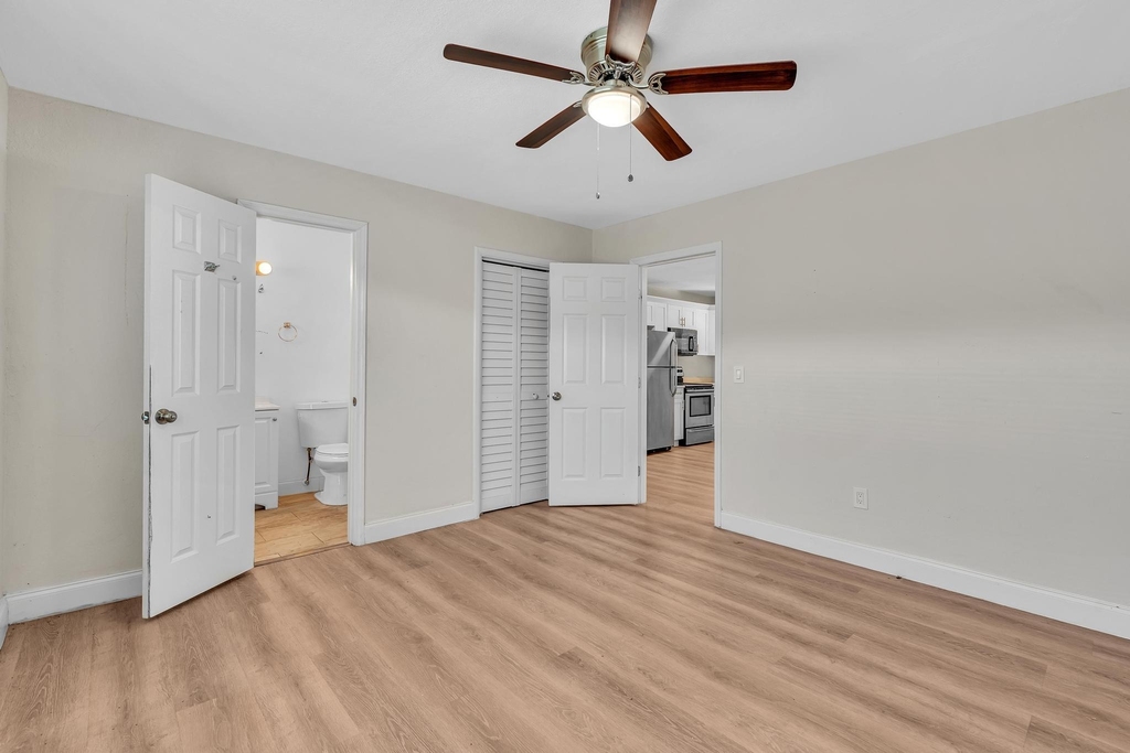 800 Moffett Street - Photo 16