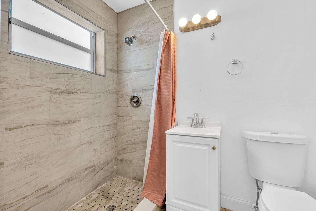 800 Moffett Street - Photo 19