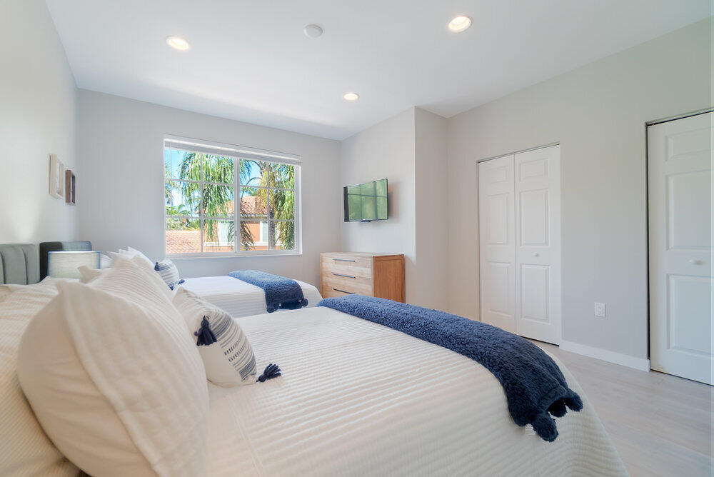 11789 Saint Andrews Place - Photo 18