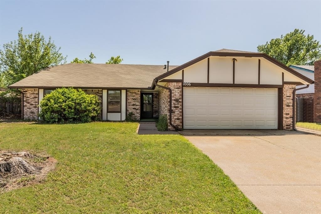 1006 W Neptune Road - Photo 0