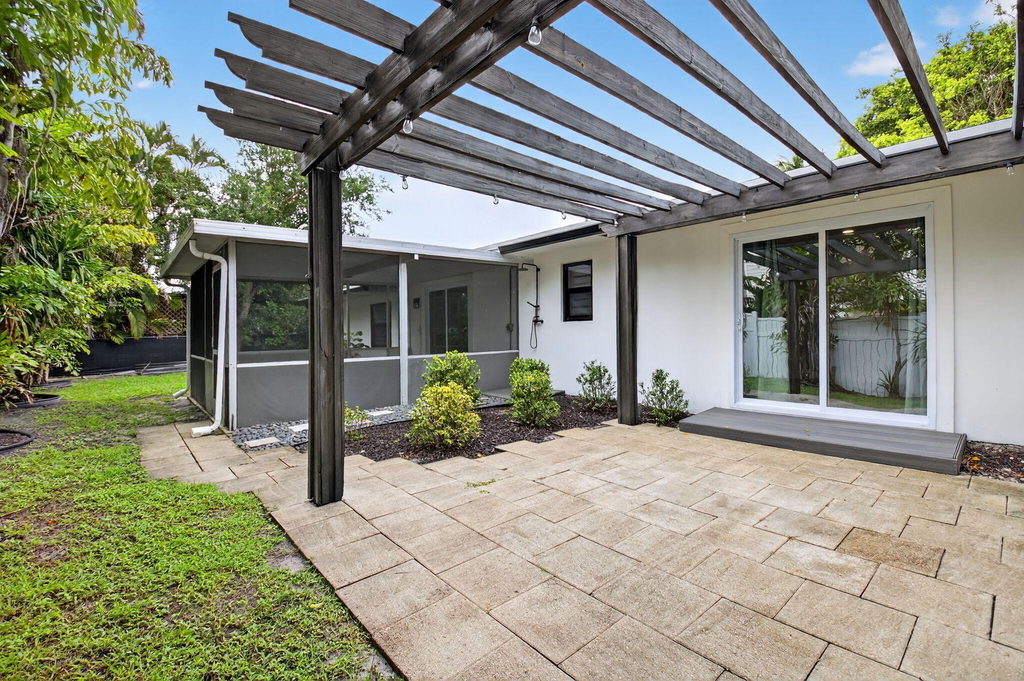 725 Heron Drive - Photo 32