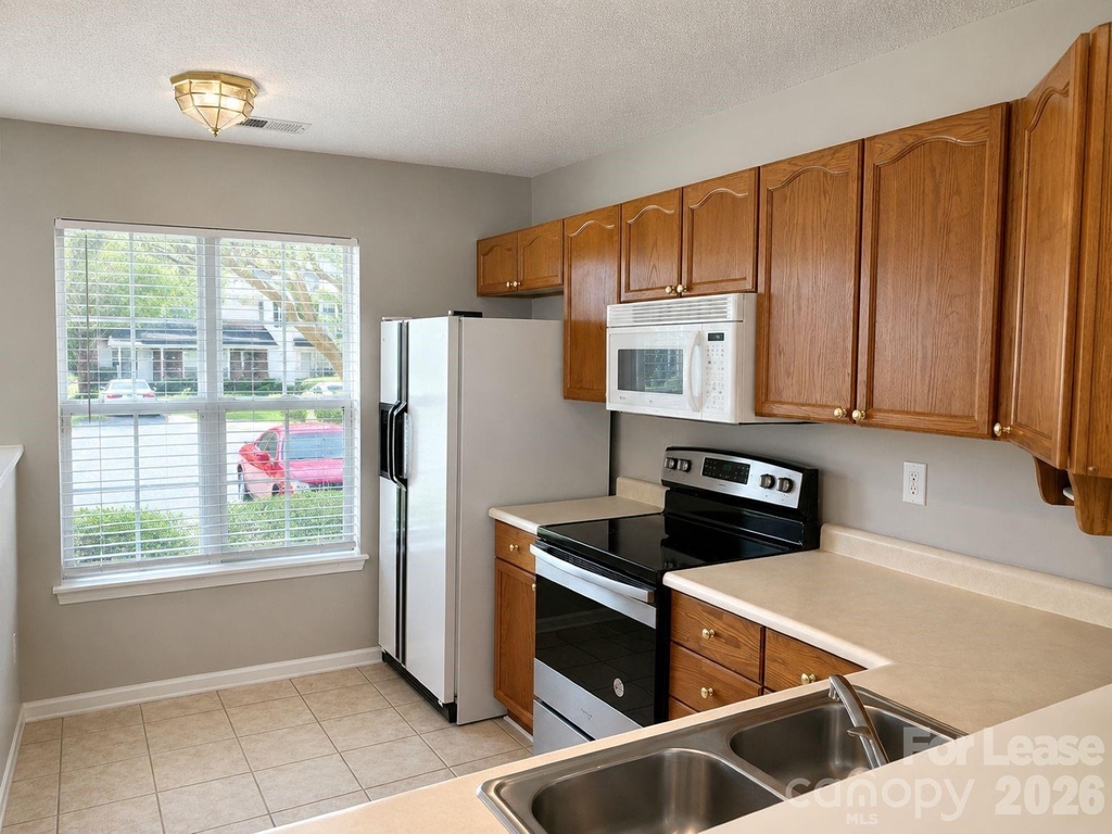 2225 Preakness Court - Photo 2
