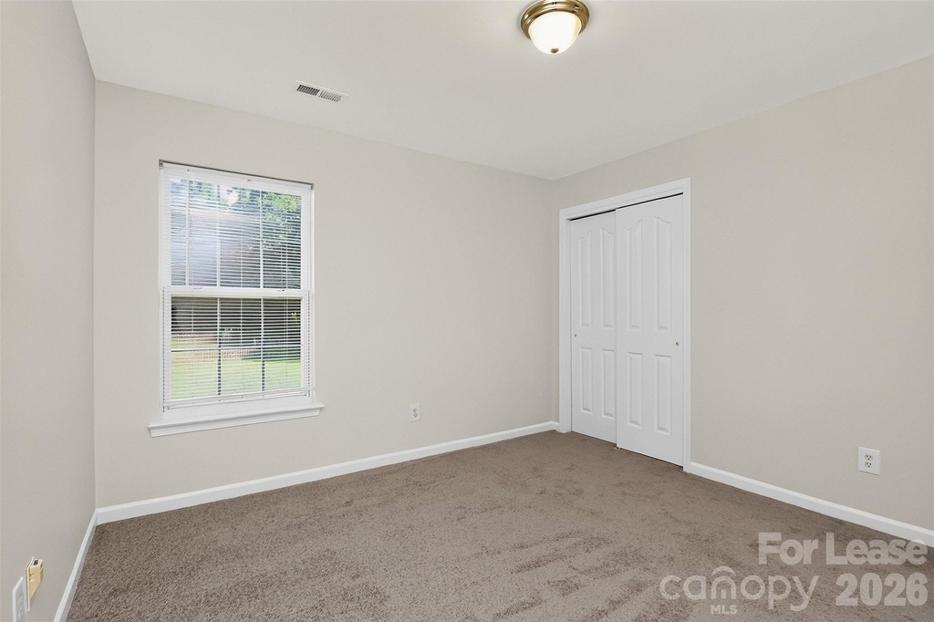 3003 Moonstone Lane - Photo 11