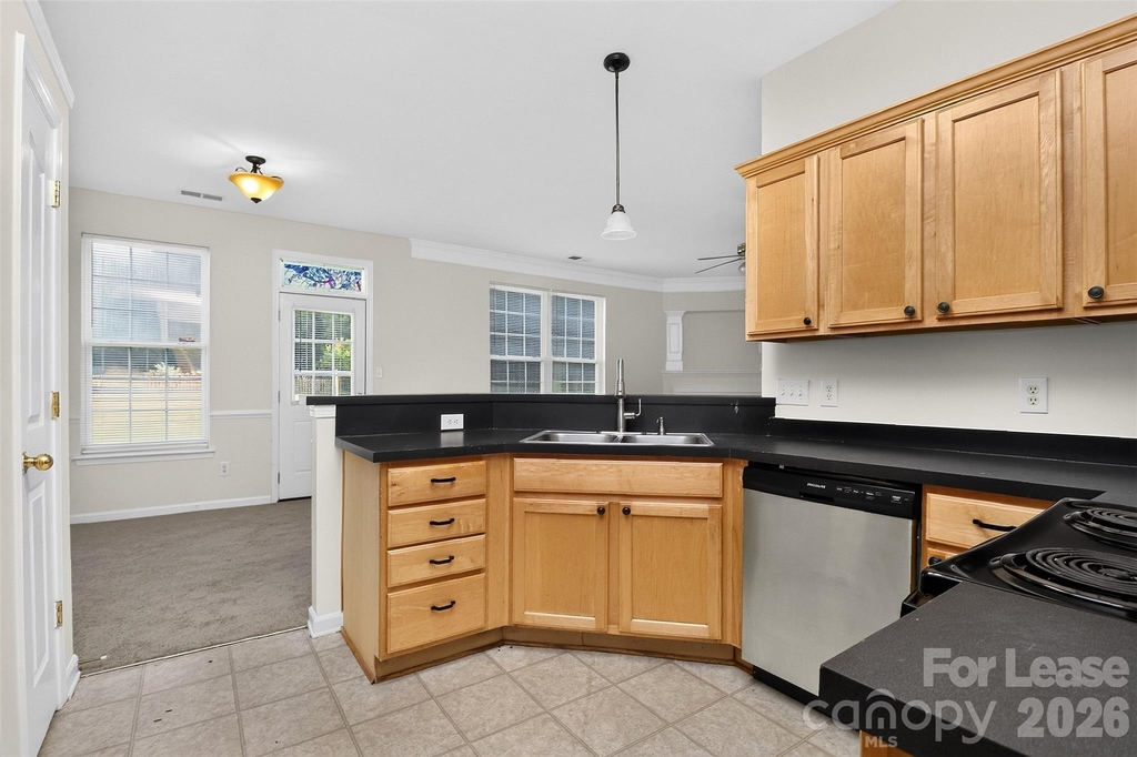 3003 Moonstone Lane - Photo 2