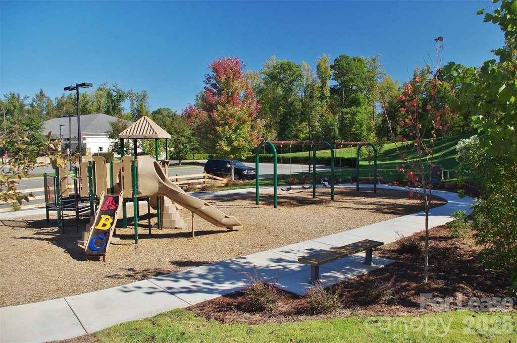 1036 Easley Street - Photo 35