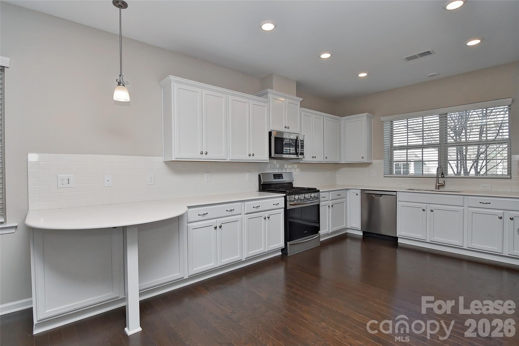 1036 Easley Street - Photo 11