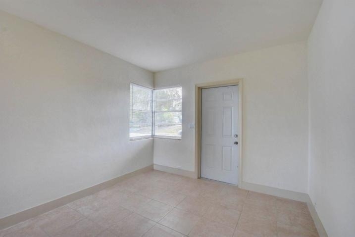 3000 Broadway - Photo 9