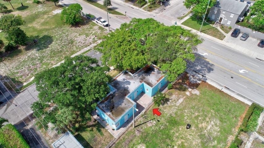 3000 Broadway - Photo 18