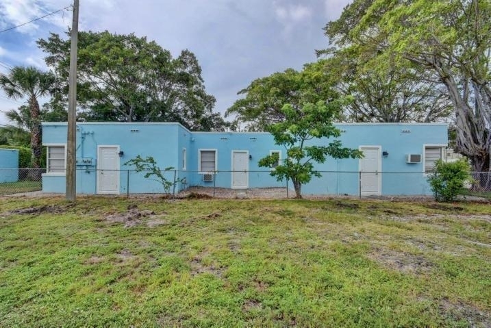 3000 Broadway - Photo 3
