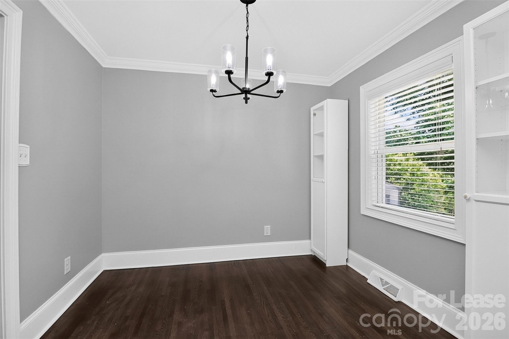 3945 Winfield Drive - Photo 3
