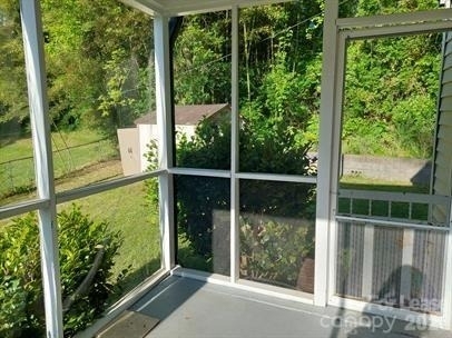 1513 Noel Place - Photo 1