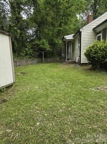 1513 Noel Place - Photo 12