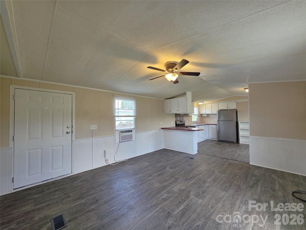 6870 Frankfurt Drive - Photo 2
