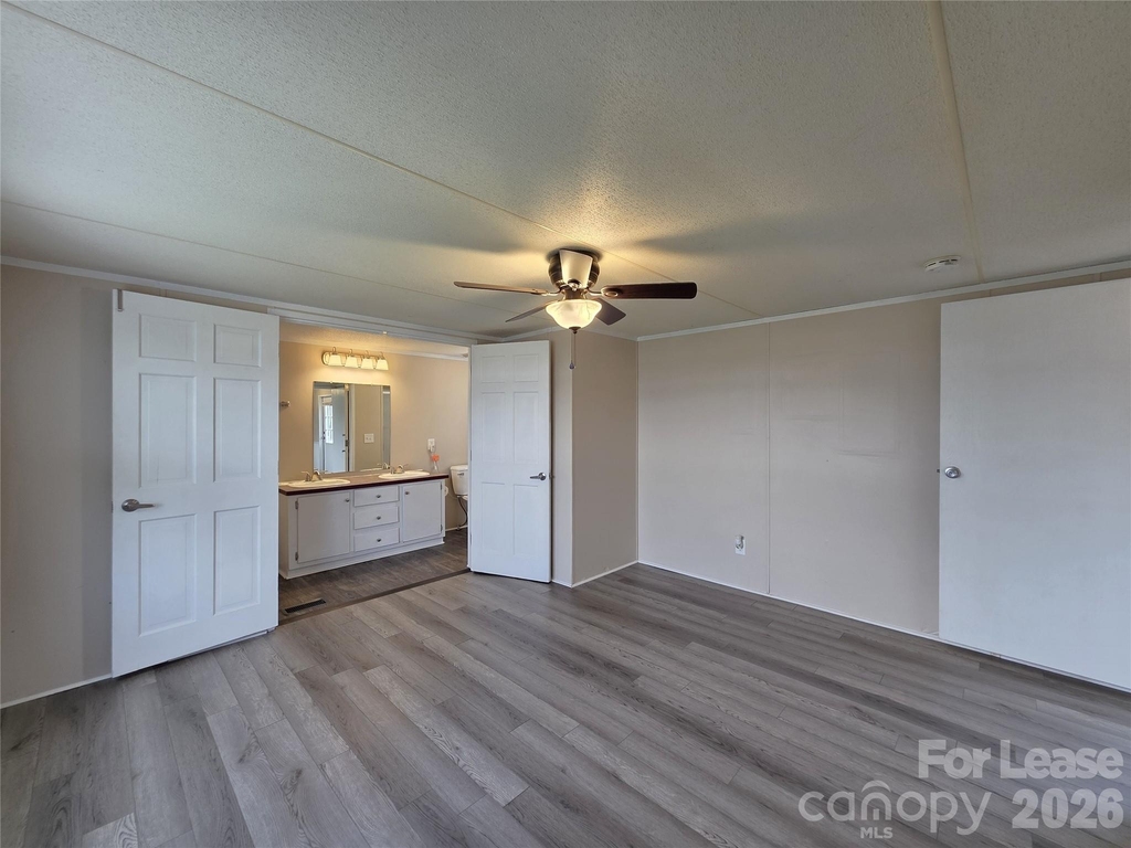 6870 Frankfurt Drive - Photo 7
