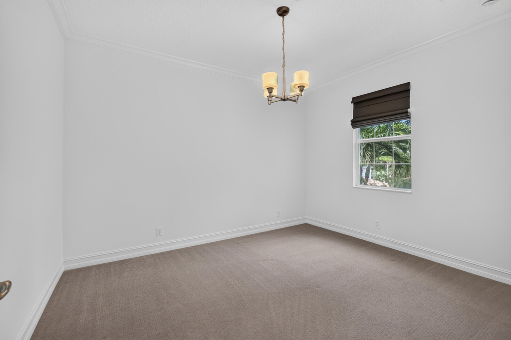 195 Tresana Boulevard - Photo 49