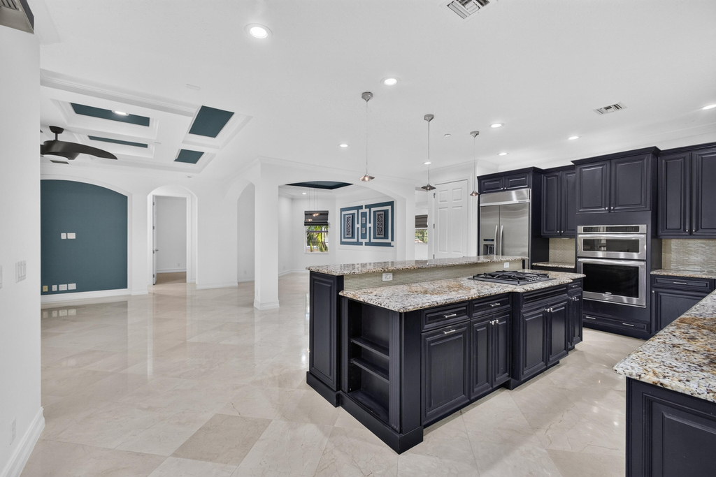 195 Tresana Boulevard - Photo 12