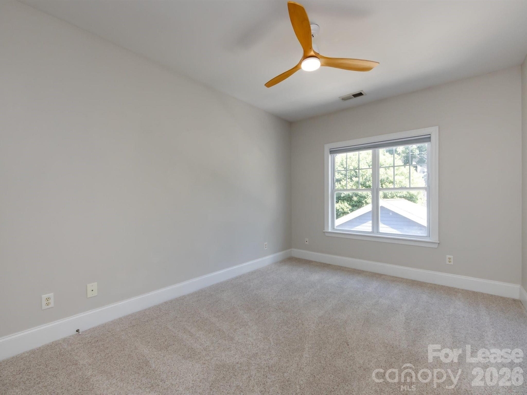 1937 Lela Avenue - Photo 32