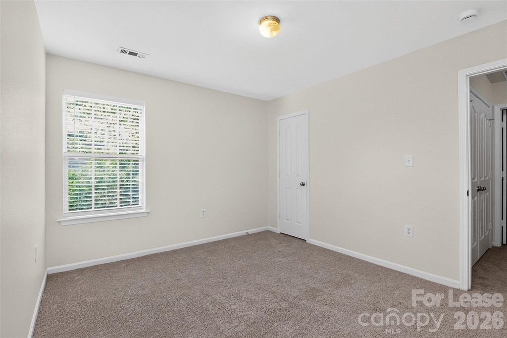 3928 Glory Street - Photo 9